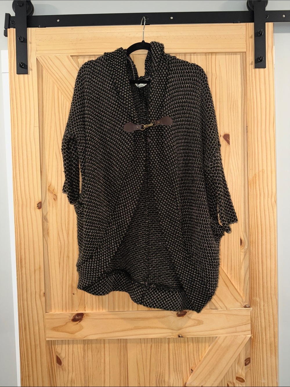Chunky Knit Hooded Swing Cardigan - Black and Cream